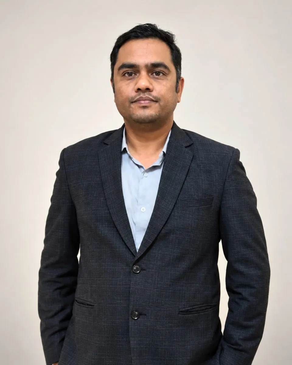 Vikas Ostwal,Director of Akrruthi